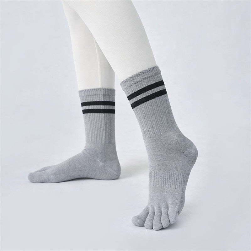 Hohe Socken mit rutschfestem Griff